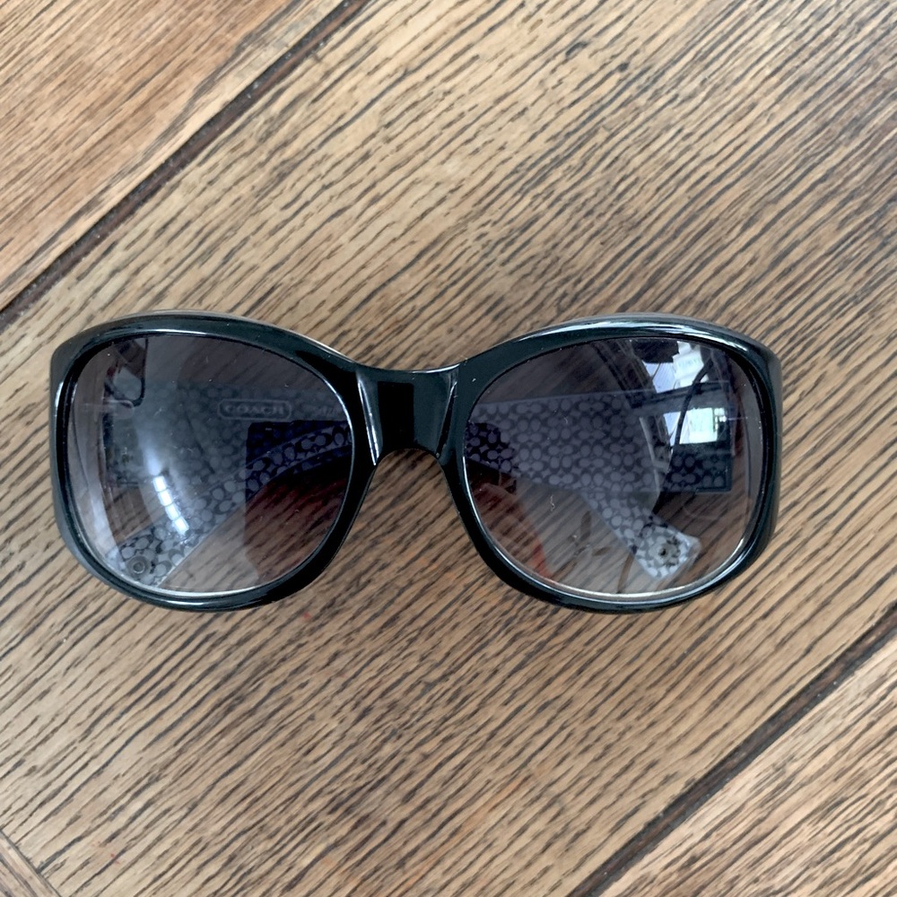 COACH Suzie Sunglasses